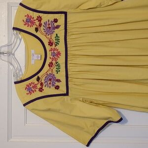 Yellow Embroidered Patio Day Dress Muumuu Style Size Small With Pockets